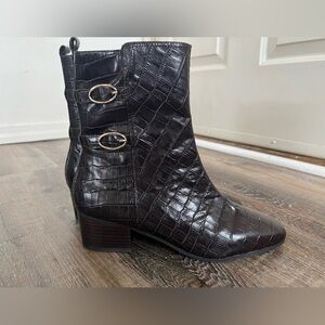 Talbot Booties size 9